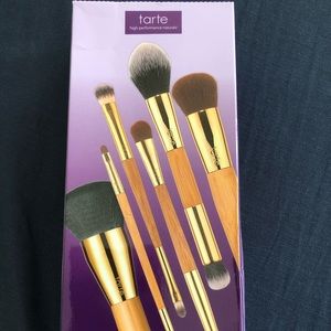 New 6 piece Tarte Makeup Brushes